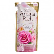 Кондиционер для белья LION Aroma Rich Diana с ароматом чайной розы и магнолии, сменная упаковка, 430...