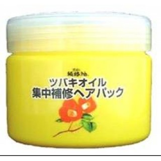 Camellia Oil Concentrated Hair Pack Маска интенсивно восстанавливающая для поврежденных волос с маслом камелии японской 300 гр.